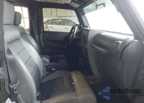 2009 Jeep Wrangler X из США, поврежденный, VIN 1J4FA24159L725265